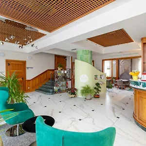3* Szálloda Maggiore